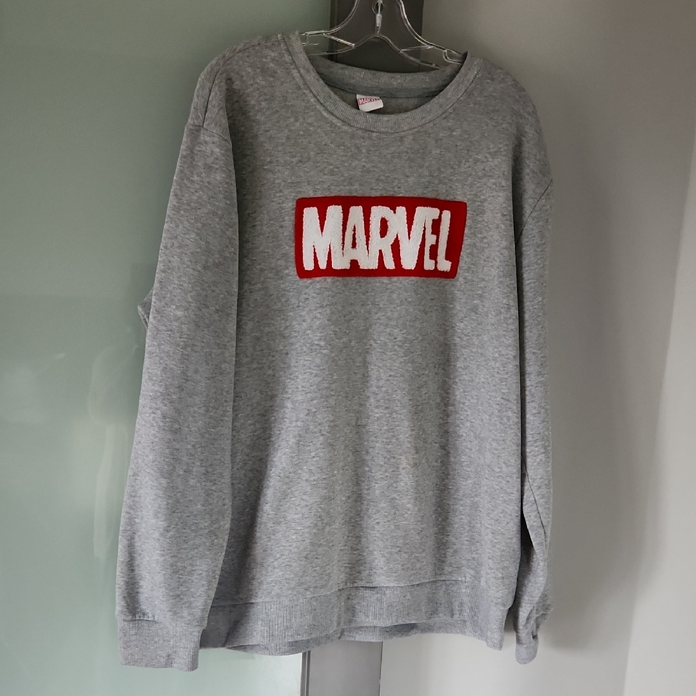 Marvel Men's Heather Gray Sweatshirt with Red And White Logo